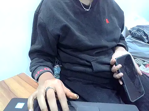 DOLL CUTY online show from November 11, 4:26 pm