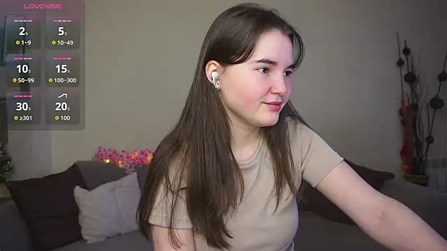 CathrynDail online show from April 8, 6:26 am