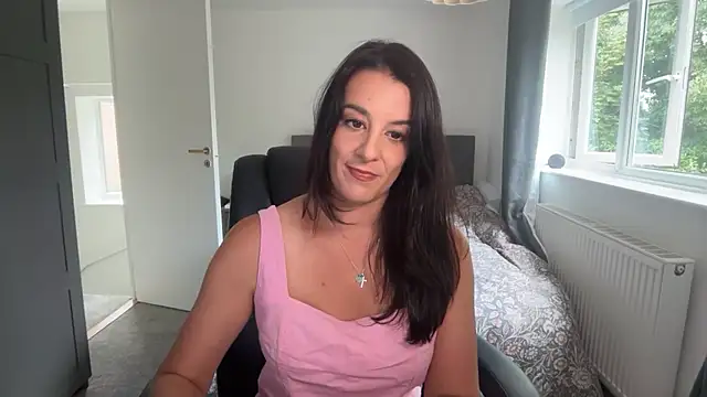 yourcassiexo online show from July 28, 2:13 pm