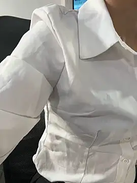 Amy Kiitty  online show from April 10, 1:28 pm