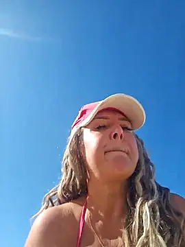 Snapshot of MariaRichi_ chatting on September 13, 8:11 am MariaRichi  online show from September 13, 8:11 am