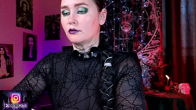 Emmybrightj  online show from June 25, 5:12 am