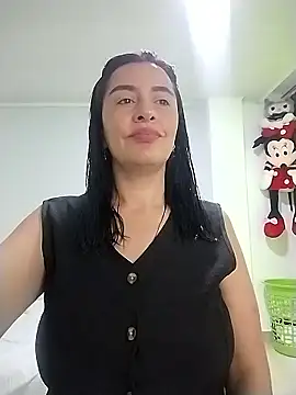 hailey85 online show from January 16, 9:33 pm