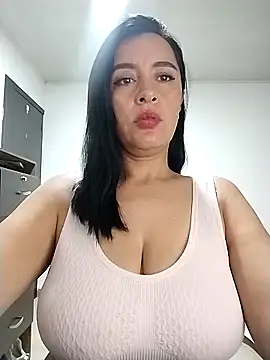 hailey85 online show from March 31, 1:16 am