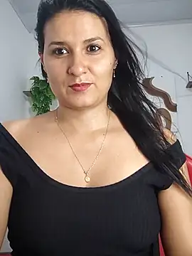 elena jonees online show from October 27, 8:36 pm