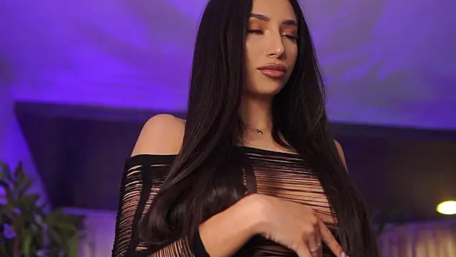 GinaValentinna online show from March 22, 8:15 pm