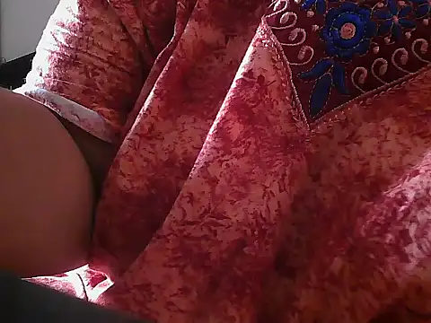 Queen of boobs01 online show from April 20, 3:31 am