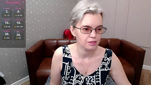 Cutie Erikaa1 online show from March 22, 2:17 am