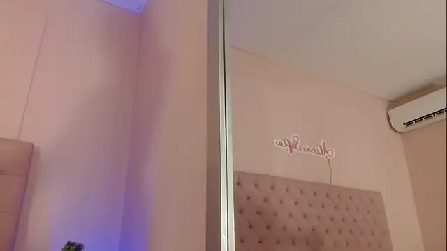 alice sofia online show from November 21, 1:35 pm