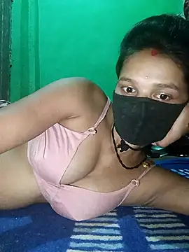 Hoty girl 143 online show from April 17, 1:30 am