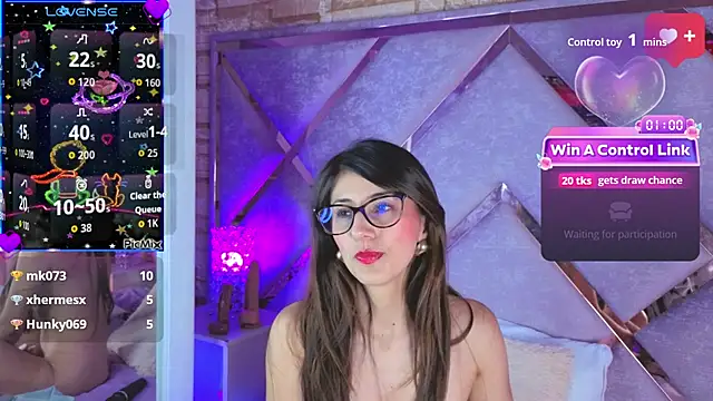  jade white  online show from March 12, 3:04 pm