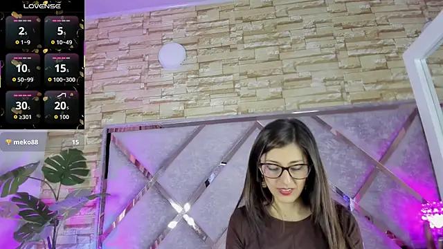  jade white  online show from October 2, 4:45 pm