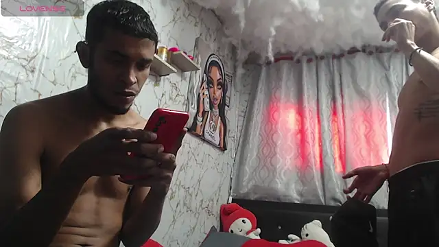 JordanAndAndrew online show from April 22, 8:50 pm