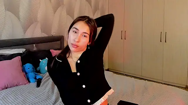 Bambiii bby online show from November 19, 3:06 am