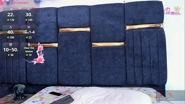 skaysanchez1 online show from April 14, 8:09 pm