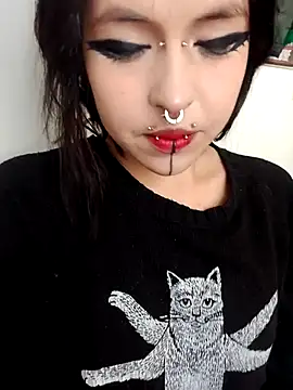 Sweetcatxx online show from October 27, 2:01 pm