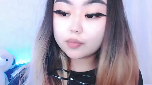 amelia sunlight online show from June 25, 5:14 pm