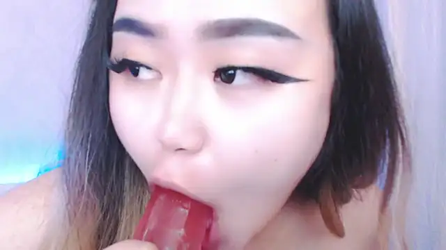 amelia sunlight online show from July 15, 3:50 pm