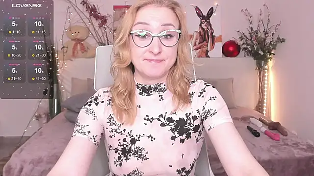 MadissonKiss online show from December 2, 2:46 am