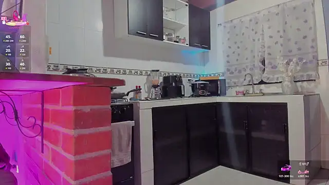 ETHAN ADAM online show from April 27, 5:54 pm