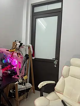 RassieRaph online show from January 7, 7:50 pm