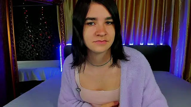  Polly Love  online show from October 12, 6:16 am