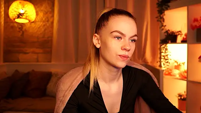 sn0w barbie online show from December 16, 9:48 am