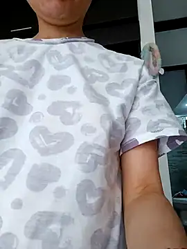 KimPielCanela online show from October 3, 7:08 pm