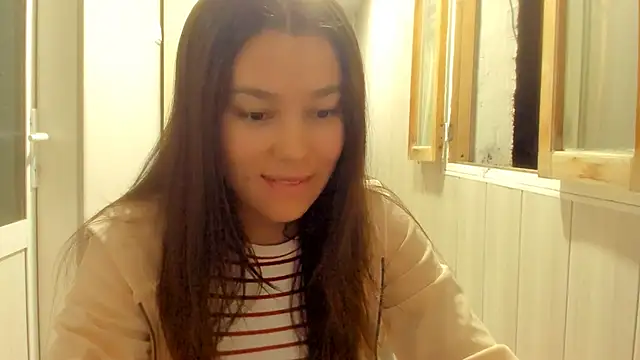 Snapshot of LunaXmii chatting on September 30, 11:42 pm LunaXmii online show from September 30, 11:42 pm