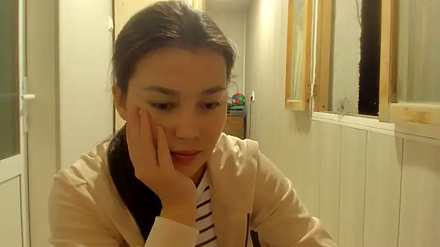 Snapshot of LunaXmii chatting on September 29, 9:53 pm LunaXmii online show from September 29, 9:53 pm