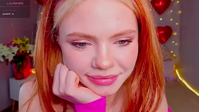 Red  Candy online show from February 18, 3:44 pm