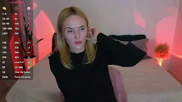 Snapshot of AlisssaRose chatting on October 21, 9:41 pm AlisssaRose online show from October 21, 9:41 pm