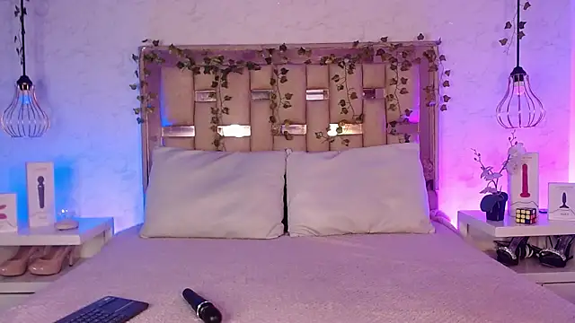 GigiVolkova online show from November 24, 3:30 am