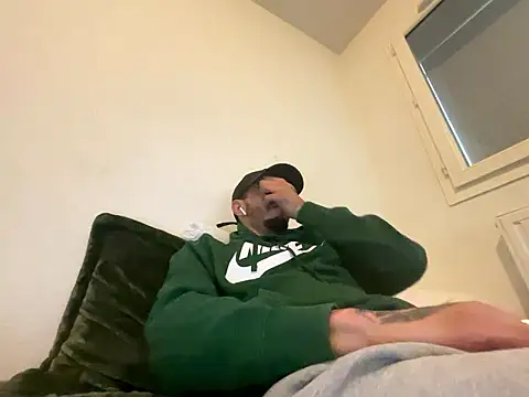 Rebeu313 online show from January 17, 10:23 am