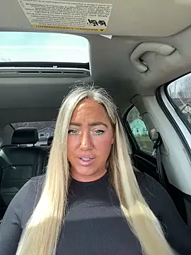 sunshinekisses online show from April 29, 4:42 pm