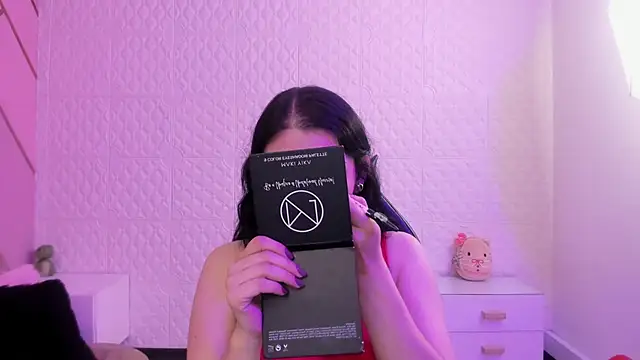 Violetaa diazz online show from May 25, 9:14 pm