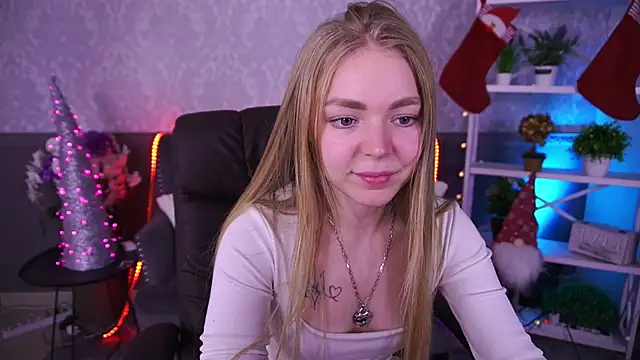 EmilySunshineS online show from December 20, 2:54 pm