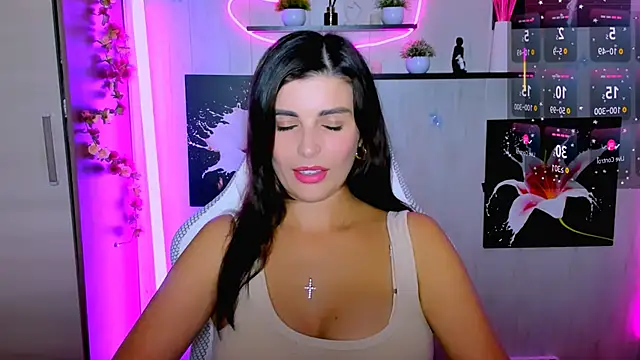 KayWuds online show from October 8, 12:09 pm