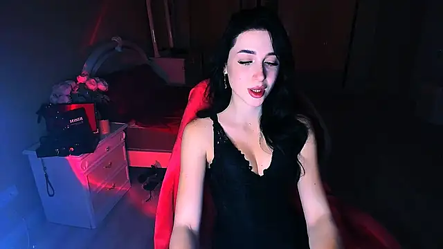 lovely desire online show from November 28, 2:20 pm