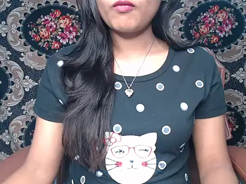 Wish Queen online show from February 17, 4:39 pm