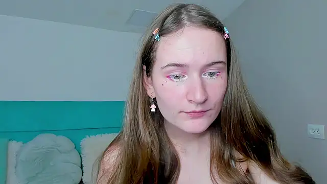 L1ittle kitty  online show from November 25, 6:48 am