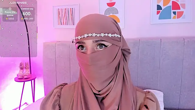 rawiya online show from November 12, 12:25 pm