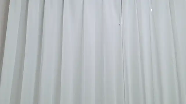 yuki room online show from November 13, 1:21 pm