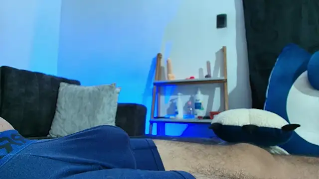 skinny and boyfriend online show from October 7, 6:34 pm