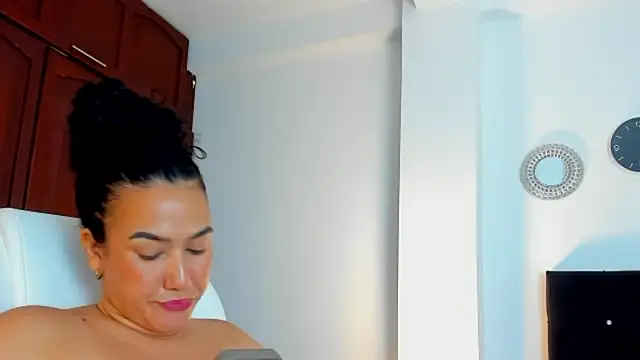 kathyajhonss online show from March 30, 11:15 pm