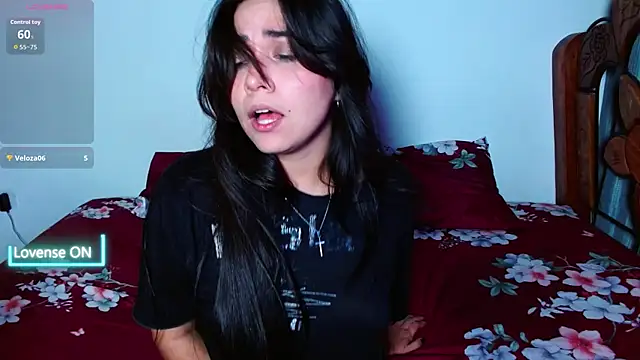 Lune Claire online show from January 13, 1:00 am