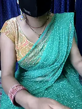 kaveerpooja947 online show from February 3, 5:28 pm