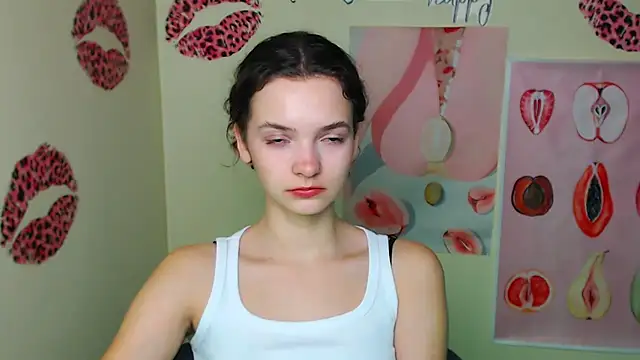  SusieSu  online show from November 18, 7:09 am