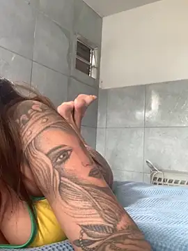 Gabrielleof online show from April 15, 4:29 pm