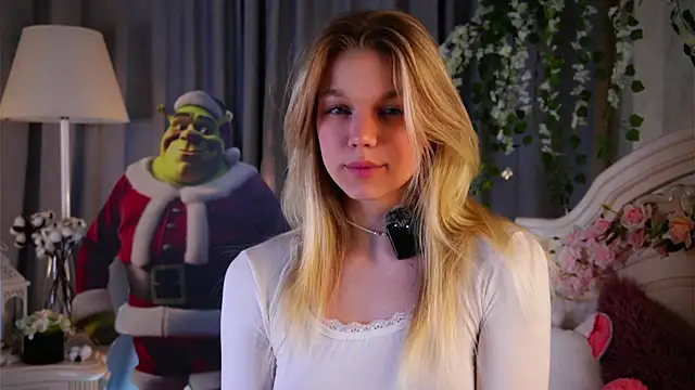 EdlinAlliston online show from December 21, 3:27 pm